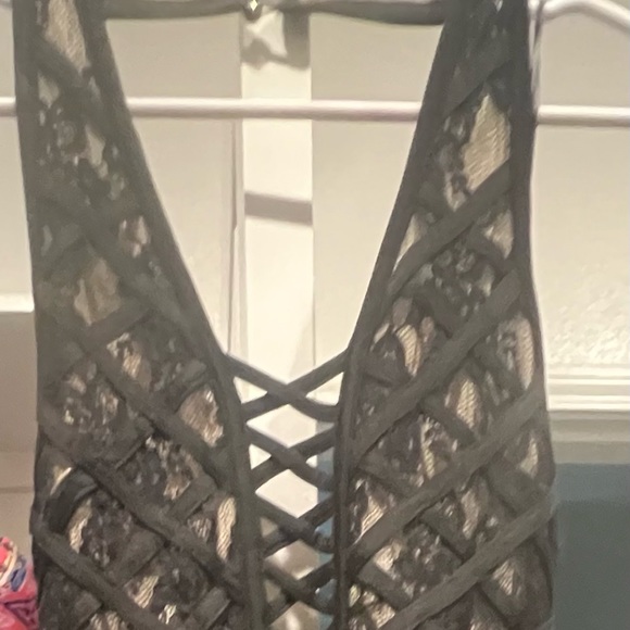 Worn one time. Backless cocktail dress - Picture 1 of 2